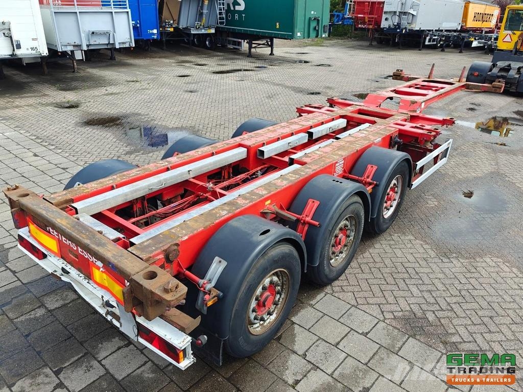 Renders Euro 800 Multi - 2x 20FT 1x30FT 1x40FT 1x45FT - Li Semirremolques portacontenedores
