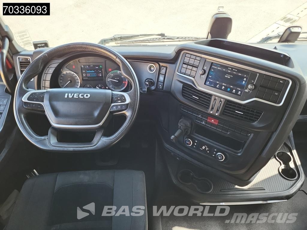Iveco S-Way NP 460 S-Way 4X2 LNG! Retarder 2xTanks Stand Sattelzugmaschinen