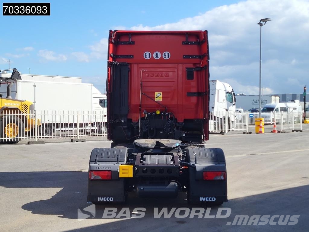 Iveco S-Way NP 460 S-Way 4X2 LNG! Retarder 2xTanks Stand Sattelzugmaschinen