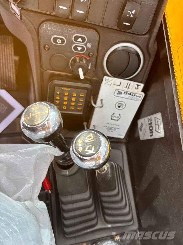 JCB 540-140 مناولات متداخلة