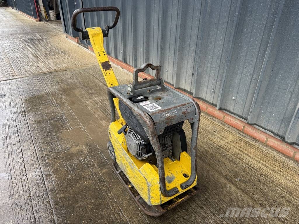 Wacker Neuson DPU2540H Diesel Reversible Vibratory Plate دكاكات أفقية
