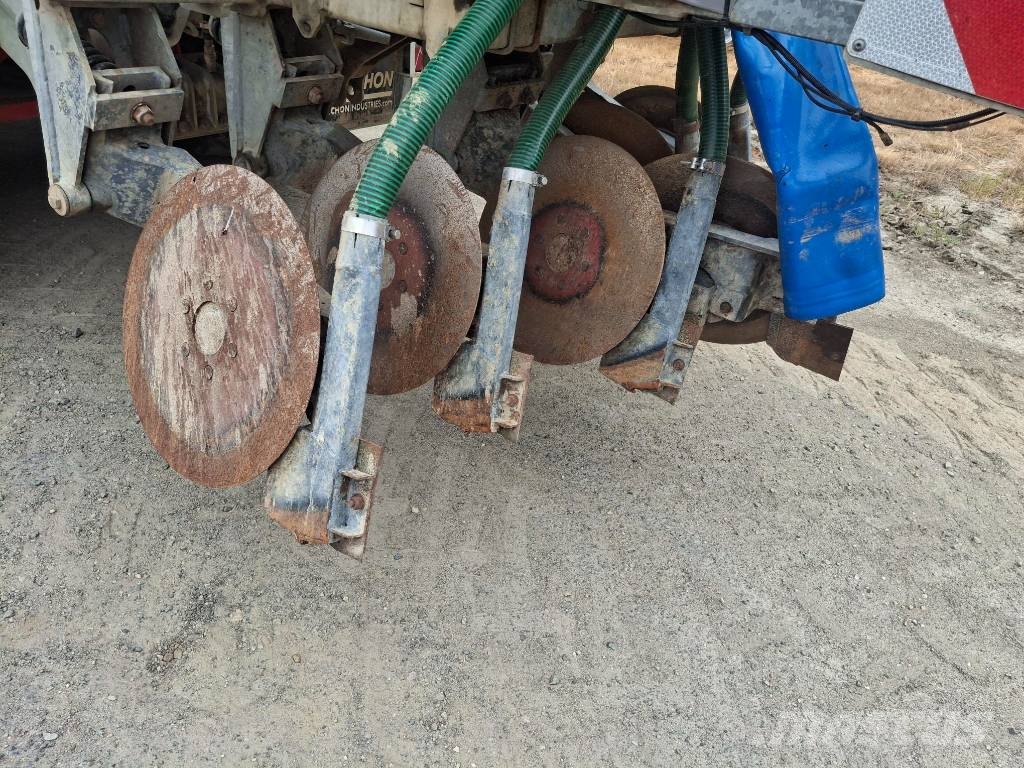 Pichon TCI 20700 صهاريج الملاط