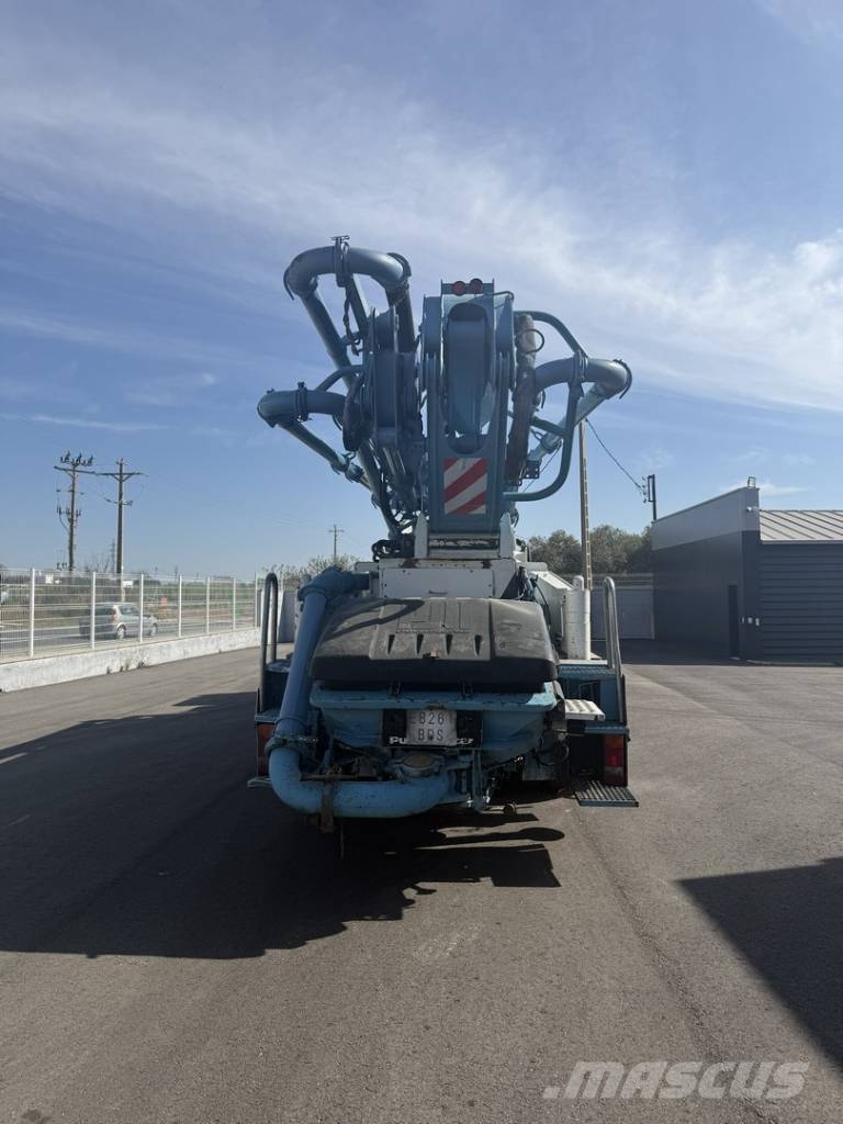 MAN TGA 41.430 Beton verdeelmasten