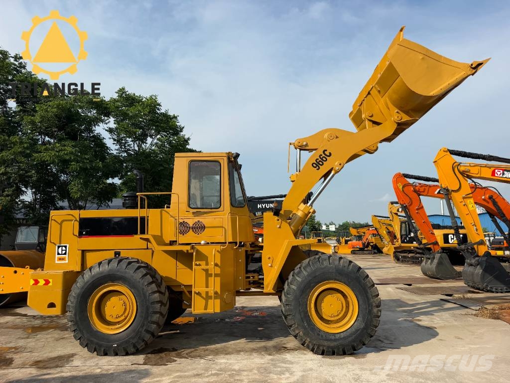 CAT 966 C Incarcator pe pneuri