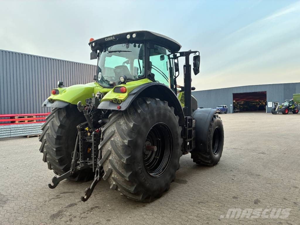 CLAAS Axion 830 CIS+ الجرارات