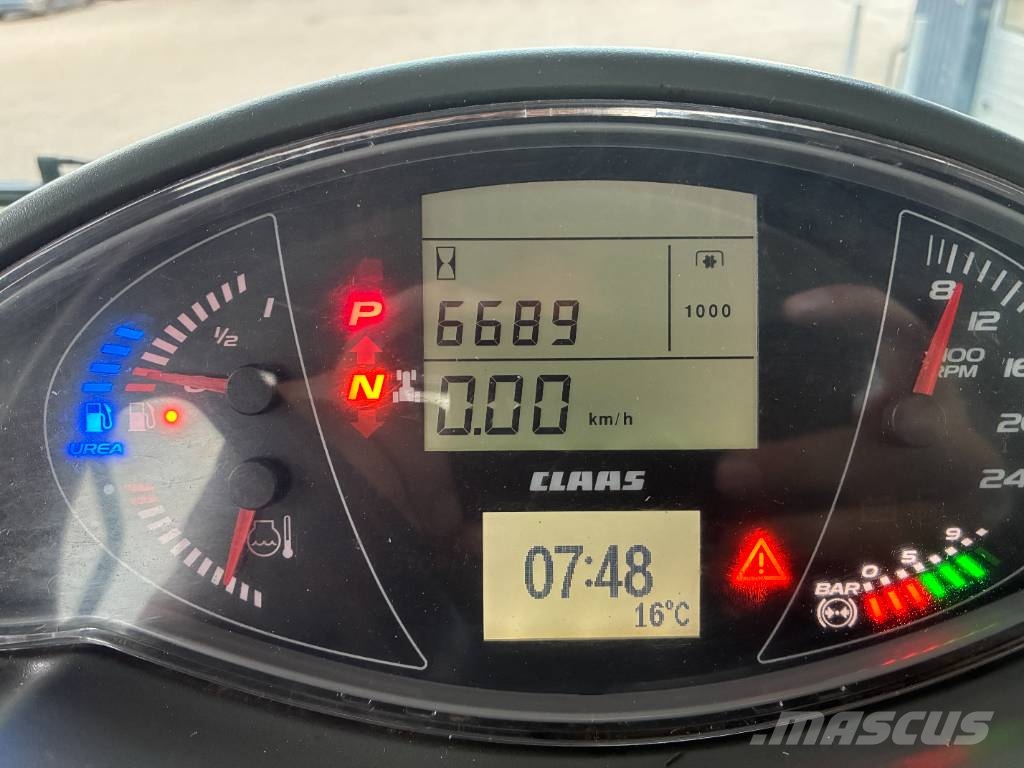 CLAAS Axion 830 CIS+ الجرارات