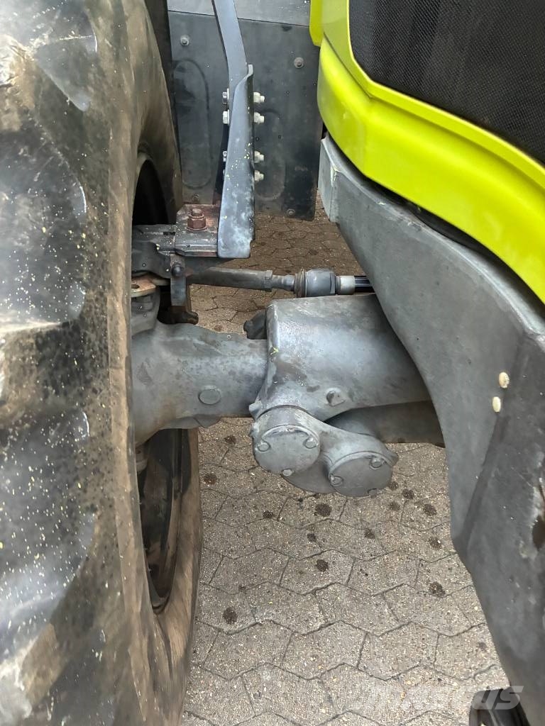 CLAAS Axion 830 CIS+ الجرارات
