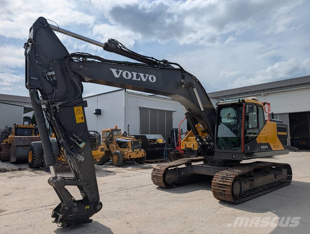 Volvo EC 250 EL حفارات زحافة