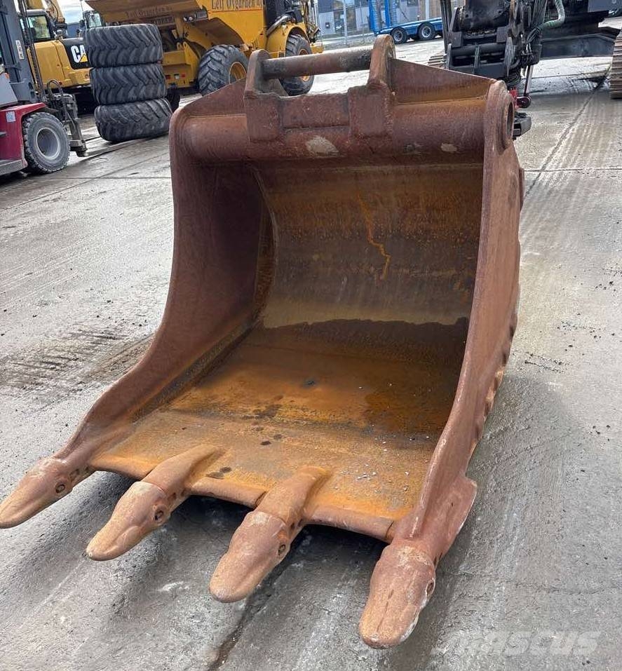 Volvo EC 250 EL حفارات زحافة