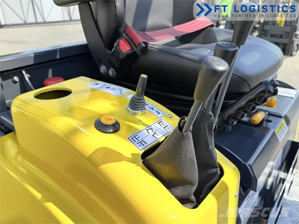Aisle-Master 25WE | TRIPLEX 6650MM | FREE-LIFT | SIDE-SHIFT Chariot élévateur étroit