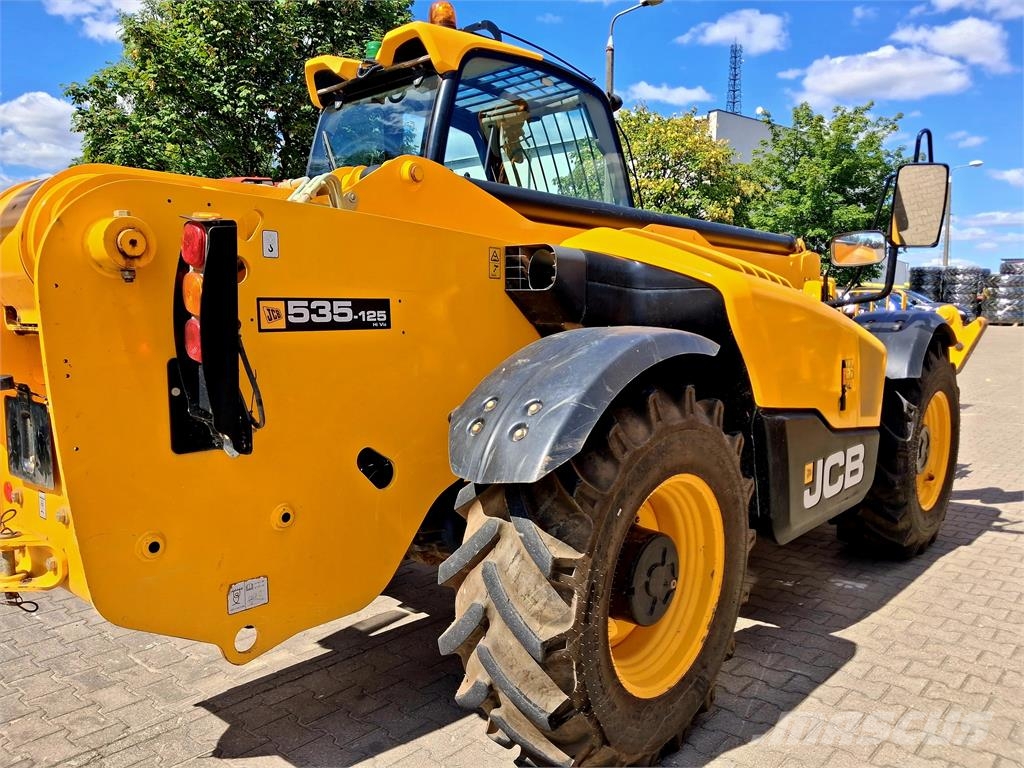 JCB 535-125 伸缩臂叉装车|叉装车