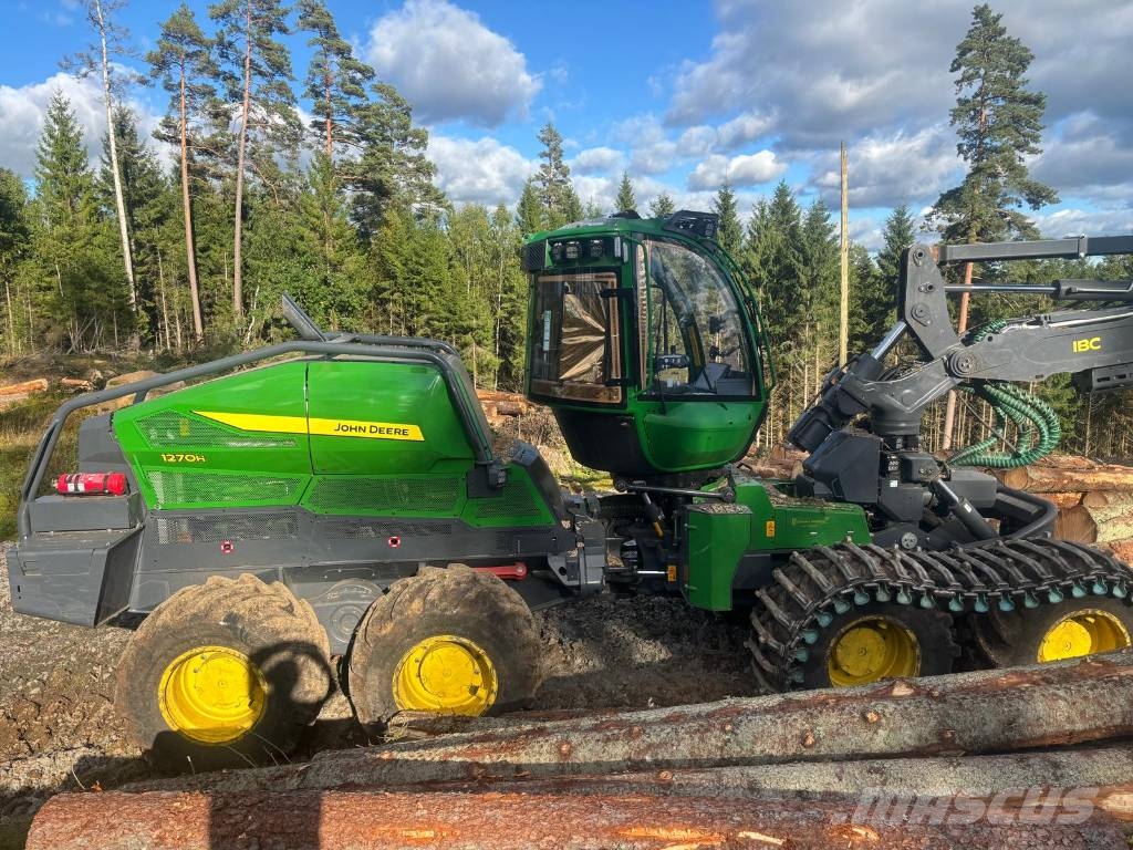 John Deere 1270 H Harvesters