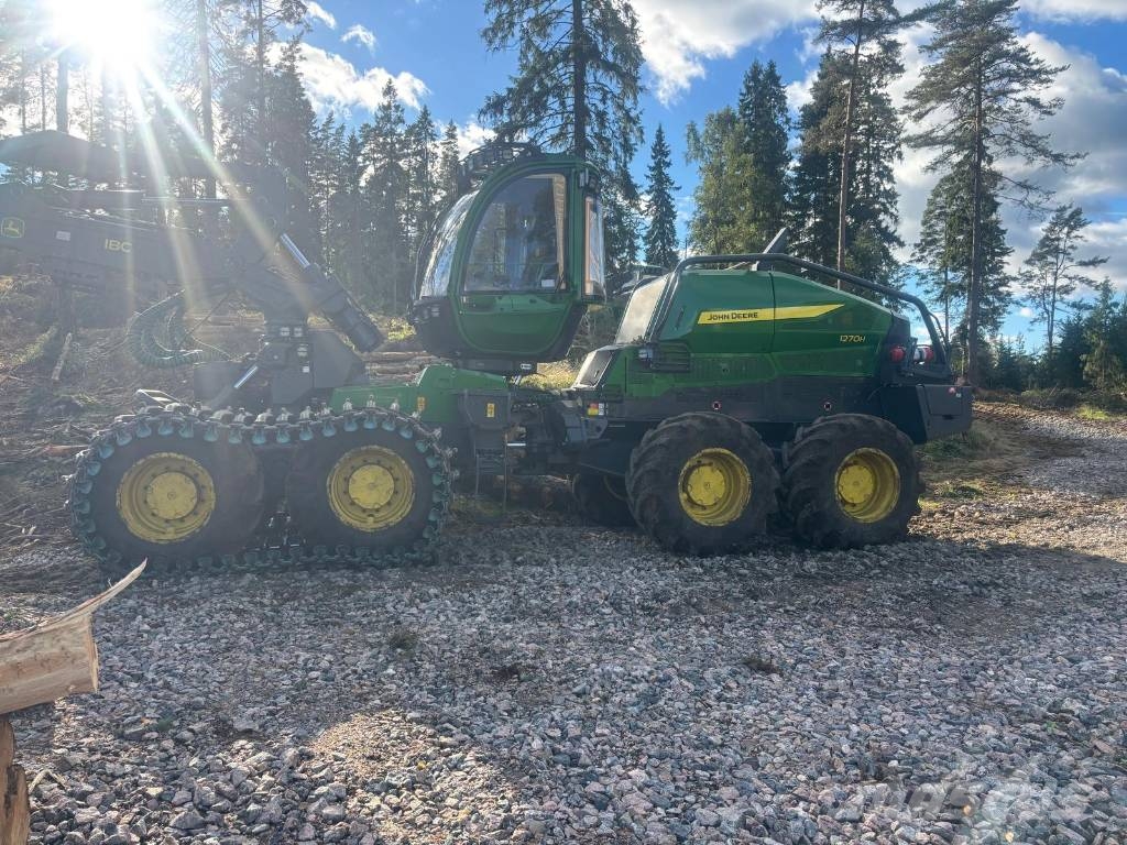 John Deere 1270 H Harvesters