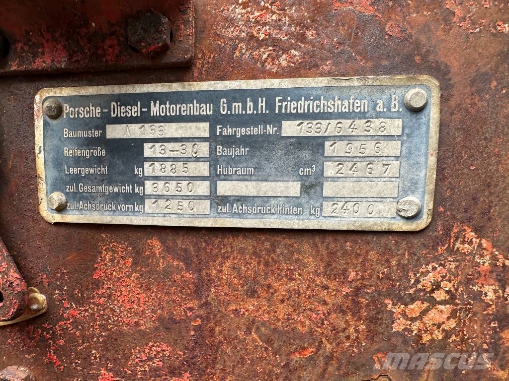 Porsche A133 traktor originalskick Ciągniki rolnicze