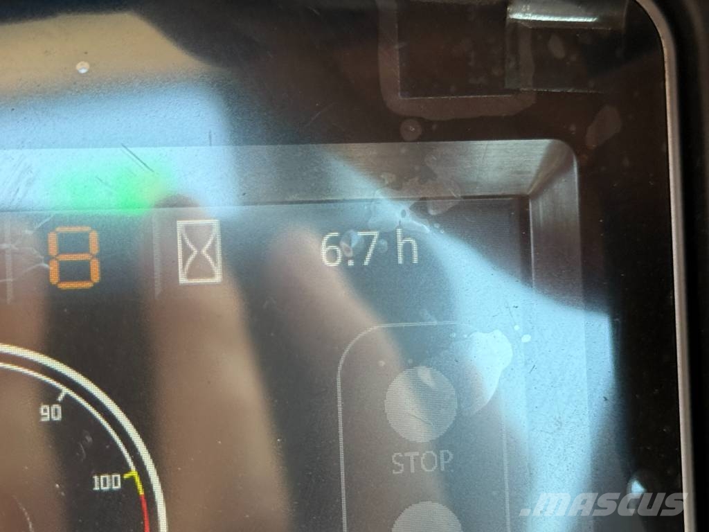 Hyundai HX60 G - BRAND NEW / Hammer Lines / Blade Miniexcavadoras