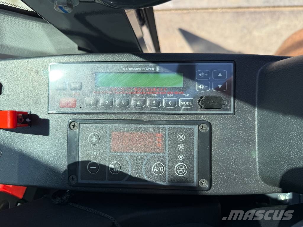 Hyundai HX60 G - BRAND NEW / Hammer Lines / Blade Miniexcavadoras
