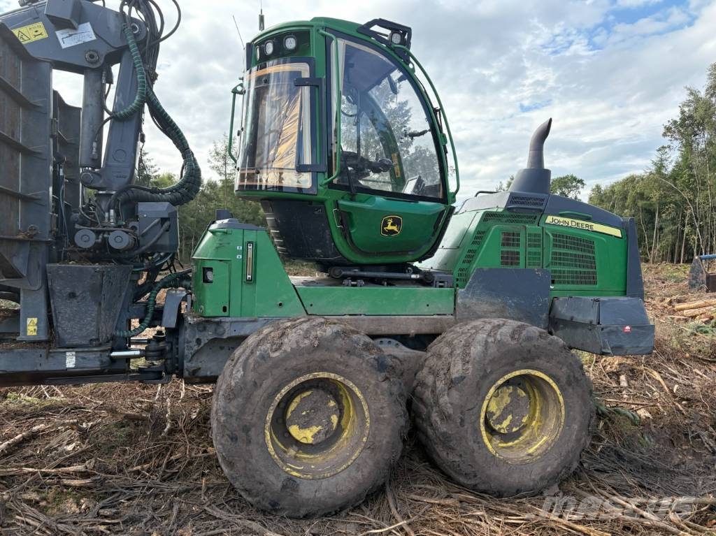 John Deere 1510G Forwarders