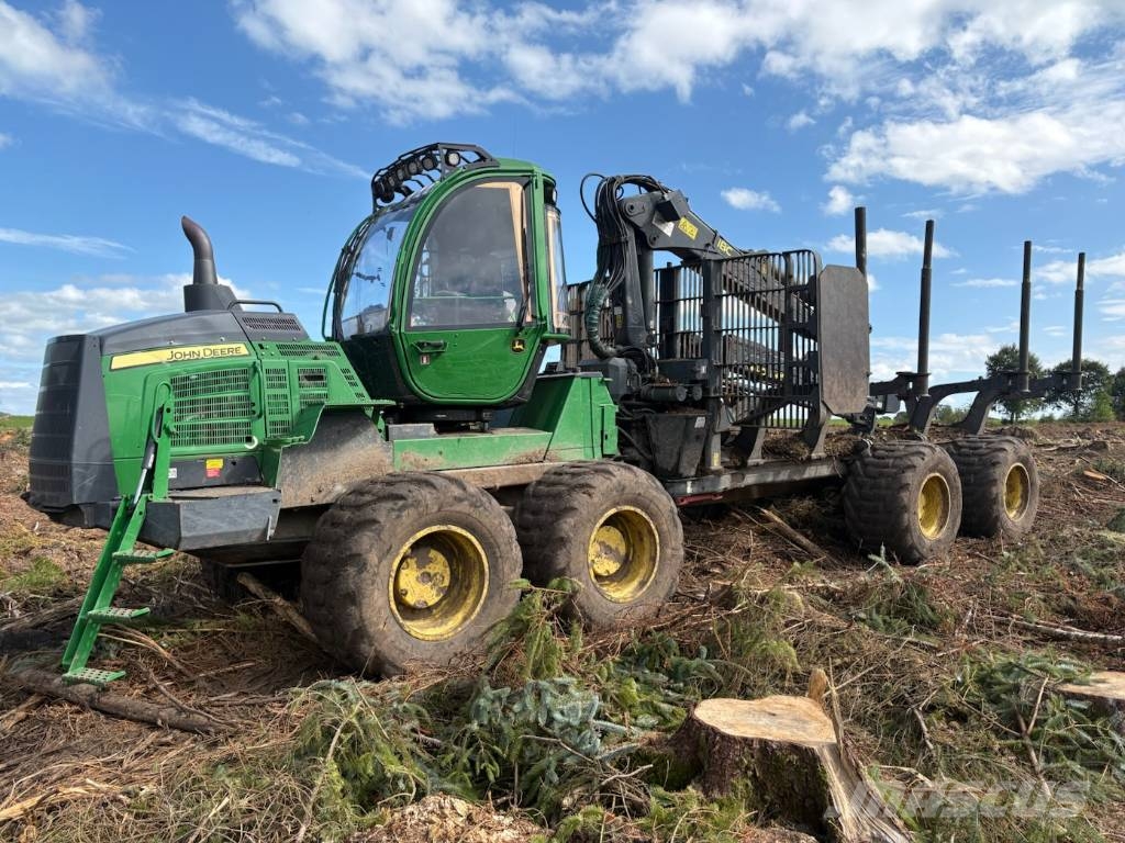 John Deere 1510G Forwarders