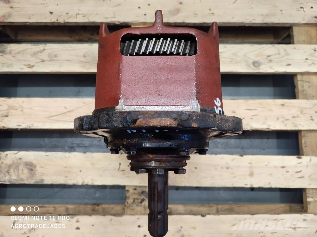 PTO gearbox 33000270234 New Holland TVT 195 New Ho 轴