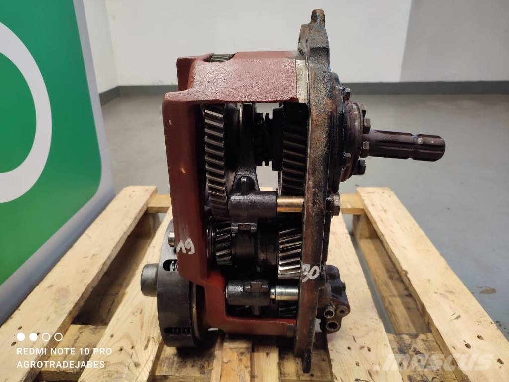 PTO gearbox 33000270234 New Holland TVT 195 New Ho 轴