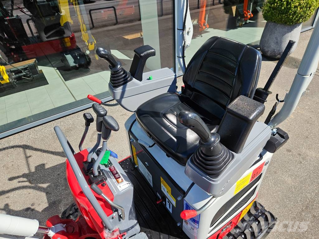 Takeuchi TB 210 R Mini bageri <7t