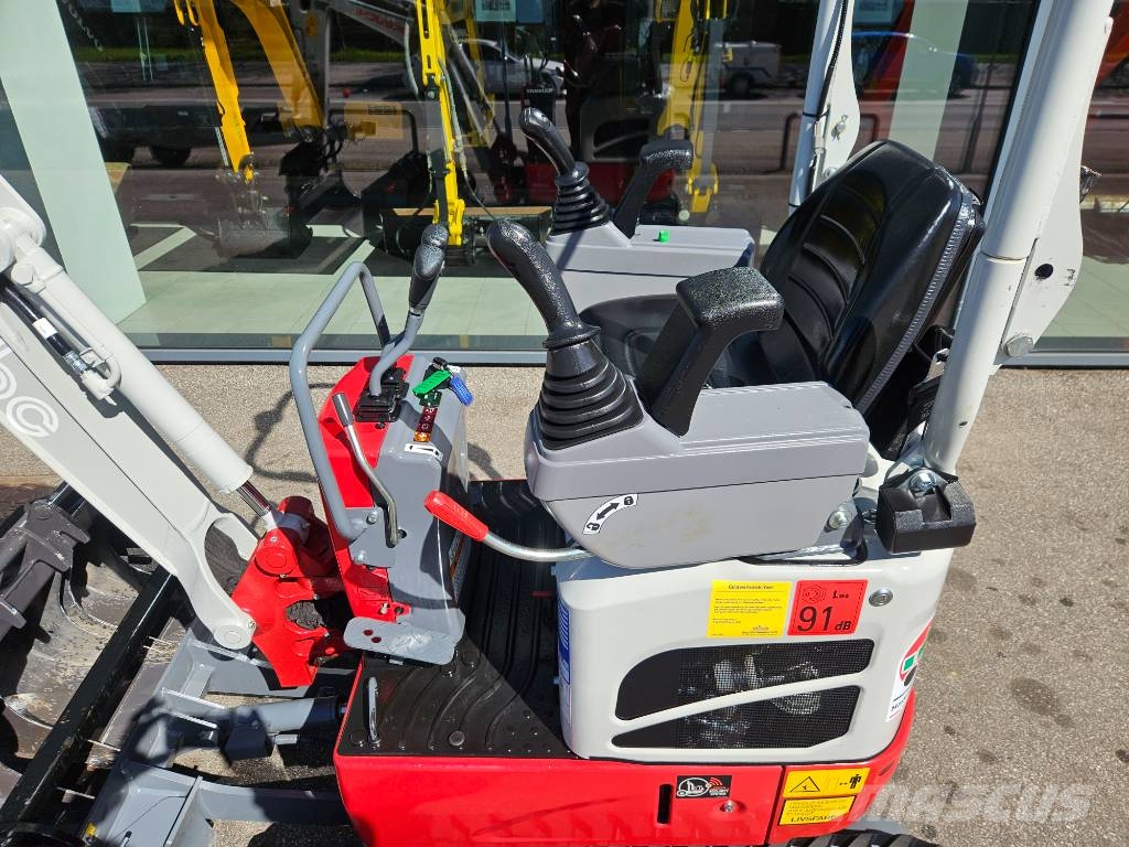 Takeuchi TB 210 R Mini bageri <7t