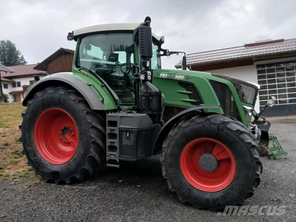 Fendt 826 S4 Profi Plus Trattori