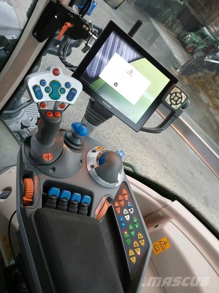 Fendt 826 S4 Profi Plus Trattori