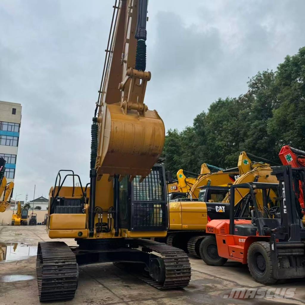 CAT 320 Crawler excavators