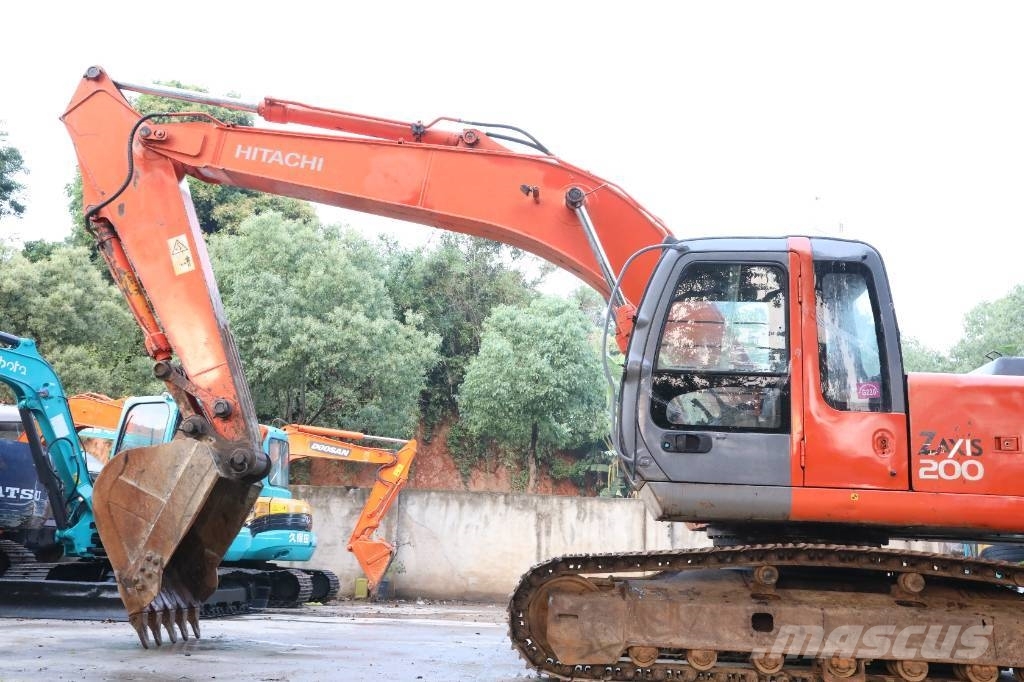Hitachi ZX 200 LC-3, 2006, China - Used crawler excavators - Mascus