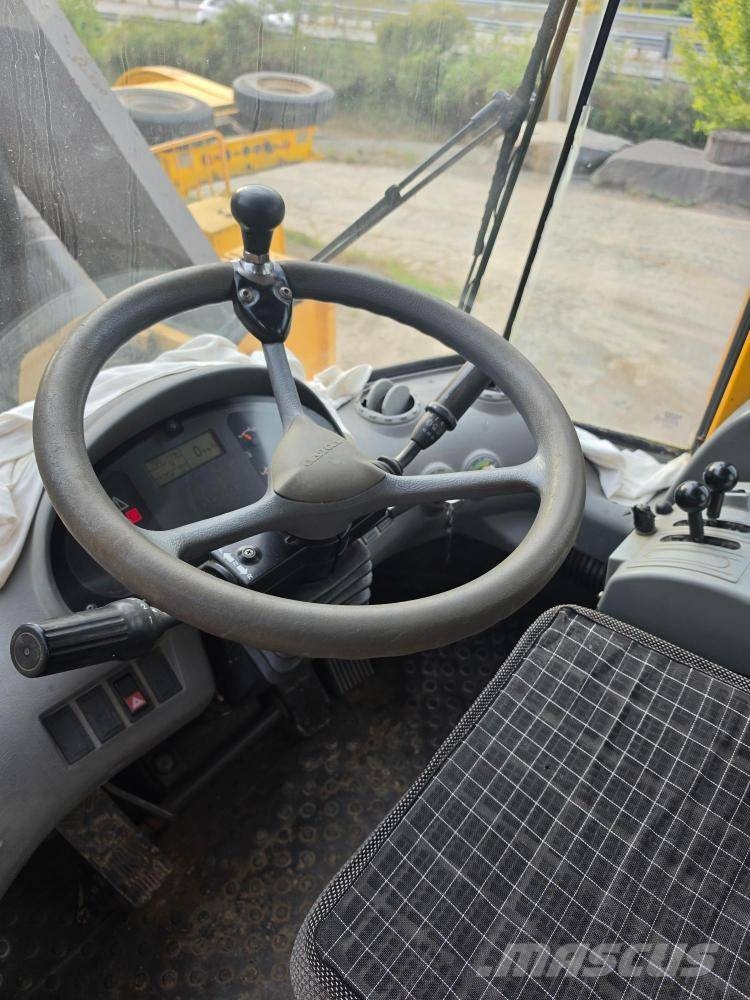 Volvo L 180 E Cargadoras sobre ruedas
