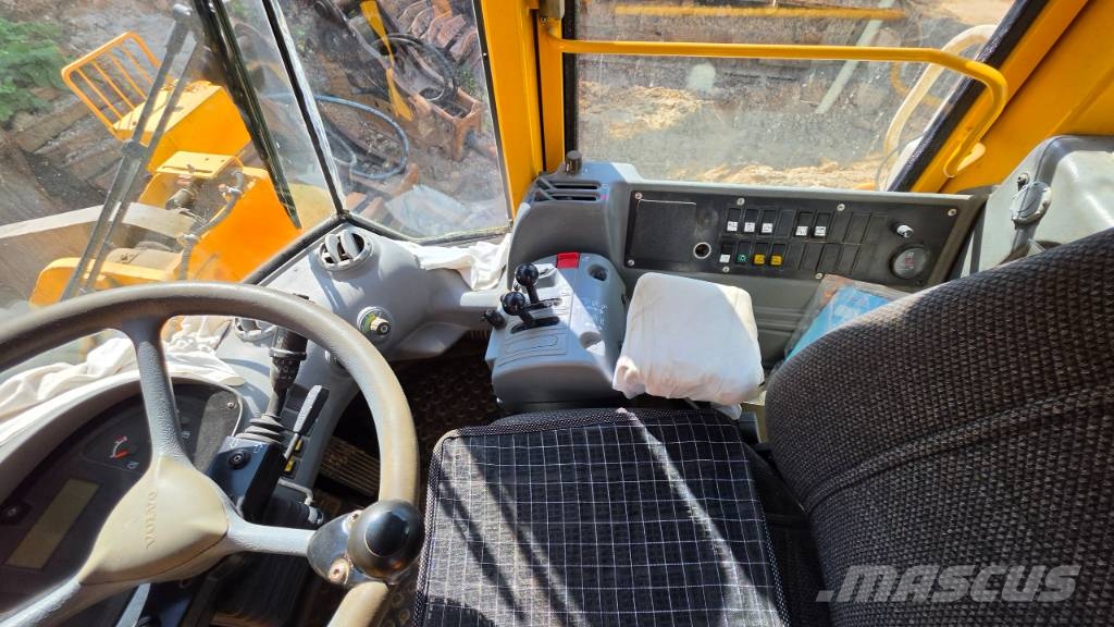 Volvo L 180 E 휠로우더