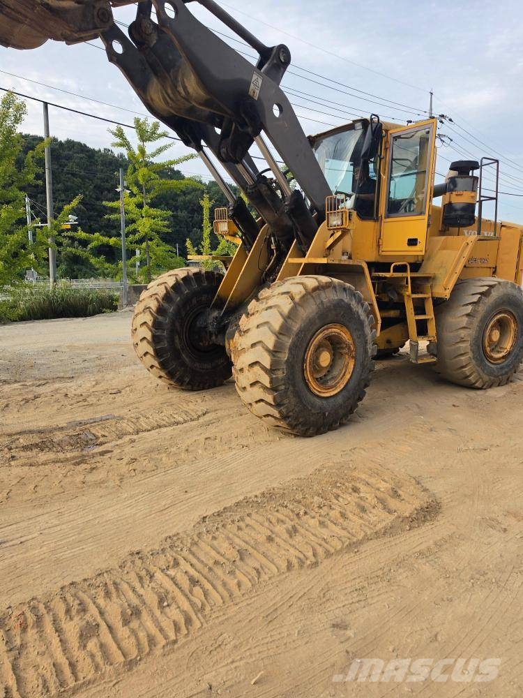 Volvo L 180 E Cargadoras sobre ruedas