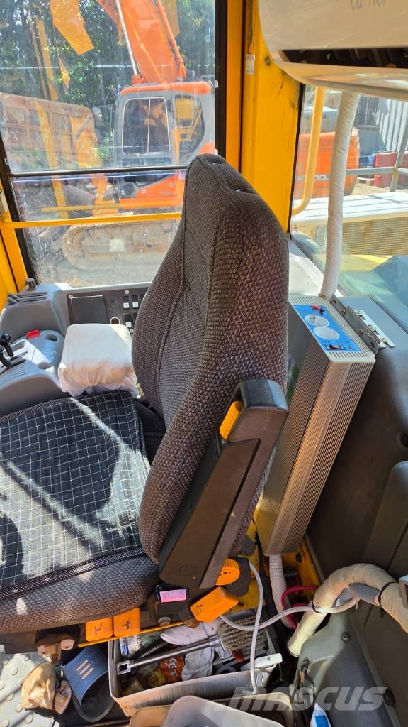 Volvo L 180 E 휠로우더