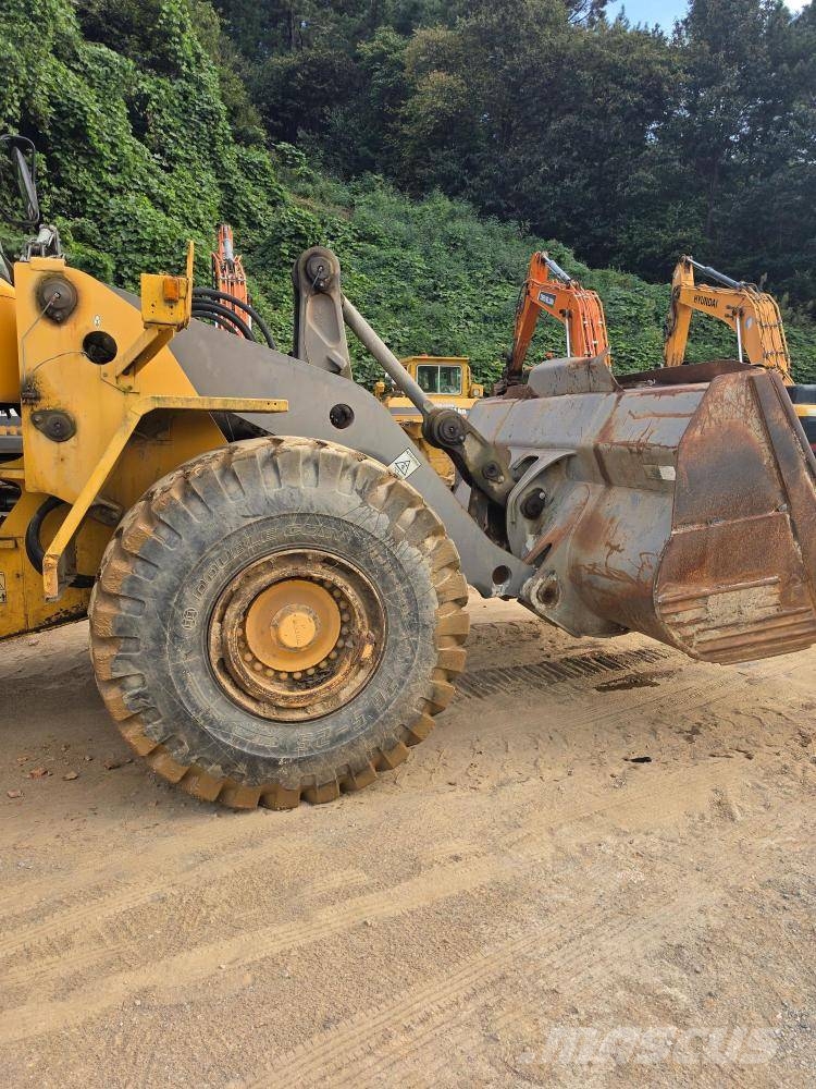 Volvo L 180 E Cargadoras sobre ruedas