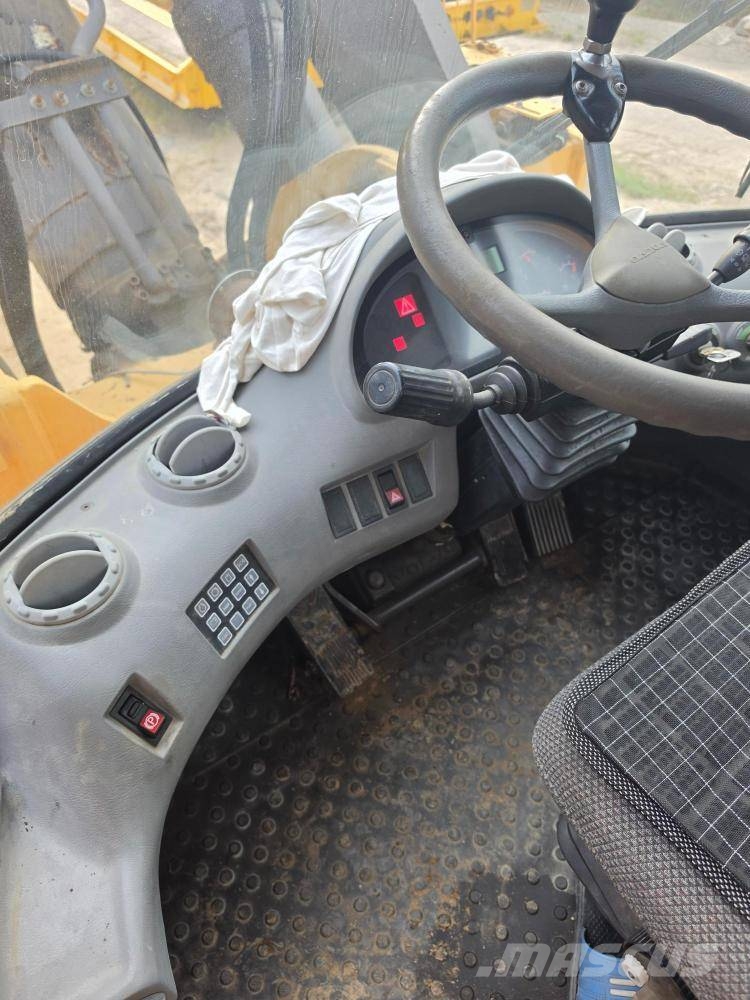 Volvo L 180 E Cargadoras sobre ruedas