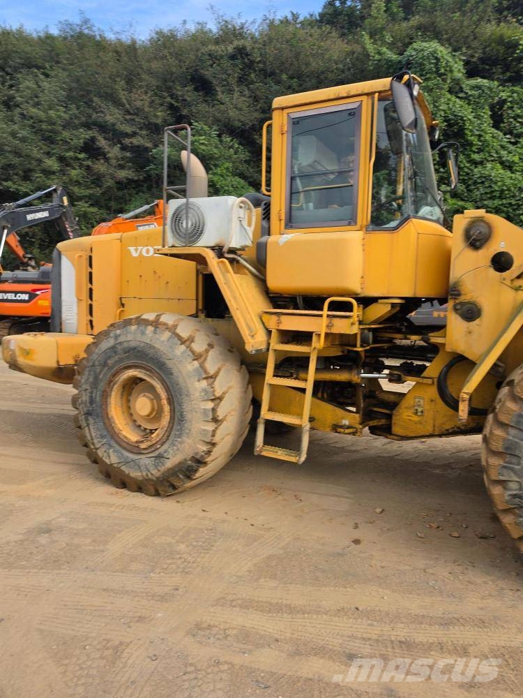 Volvo L 180 E Cargadoras sobre ruedas