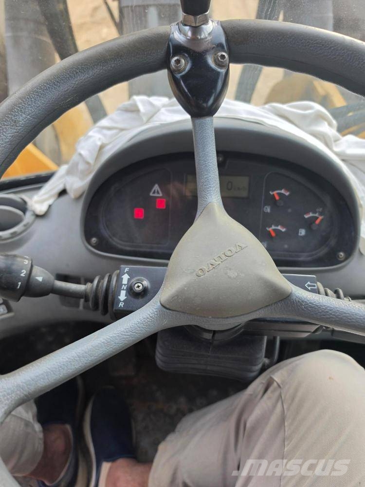 Volvo L 180 E Cargadoras sobre ruedas