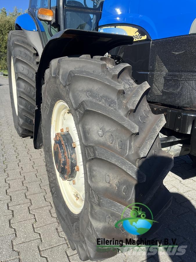 New Holland TD90 D Tractoren