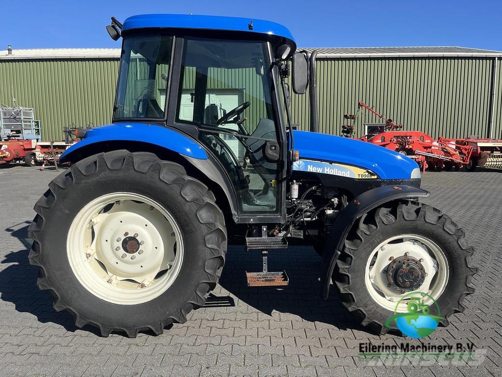 New Holland TD90 D Tractoren