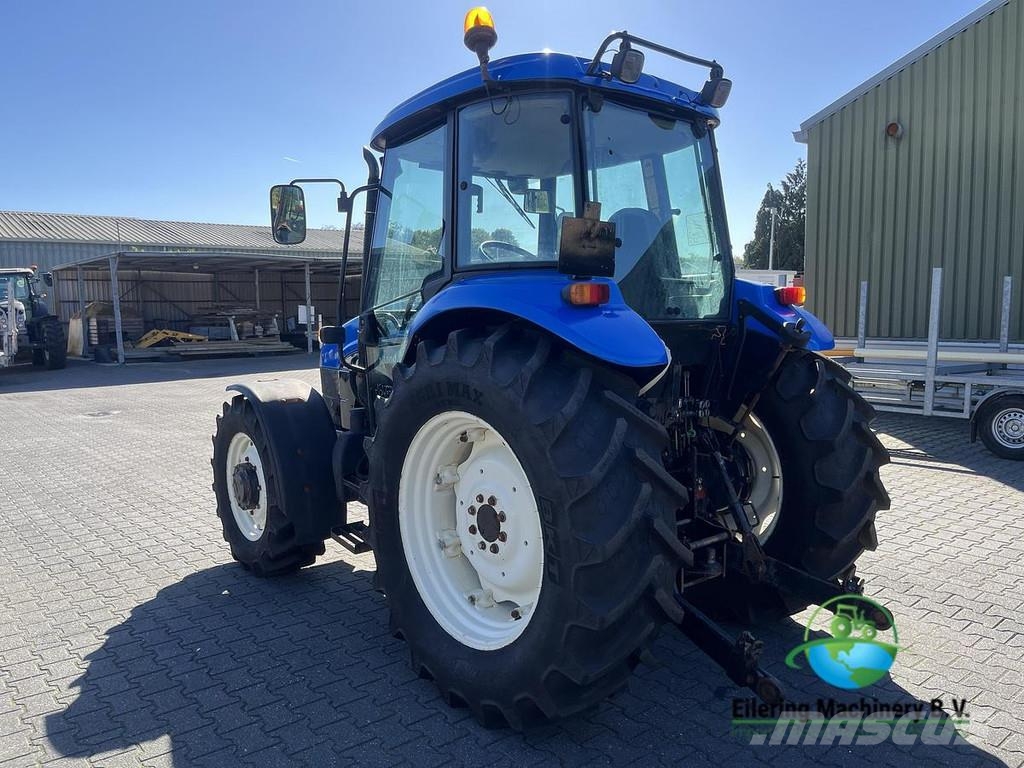 New Holland TD90 D Tractoren