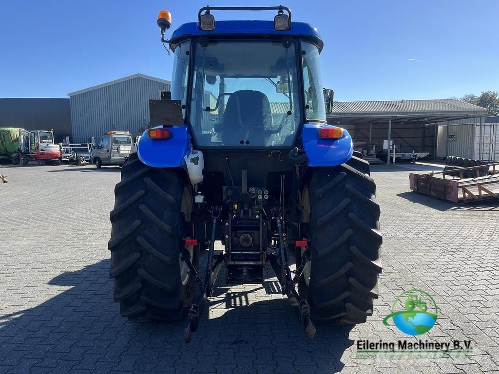 New Holland TD90 D Tractoren