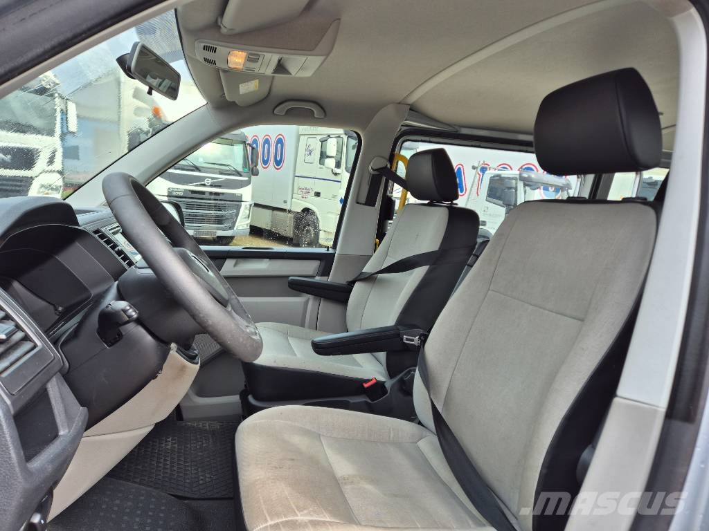 Volkswagen Transporter 2,0 TDi 102 Kombi long 4d 9 prs سيارات