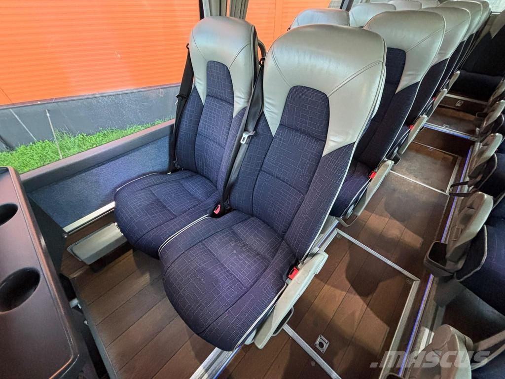 Volvo B11R 9700 HD 6x2*4 59 SEATS / AC / AUXILIARY HEATI 长途公共汽车
