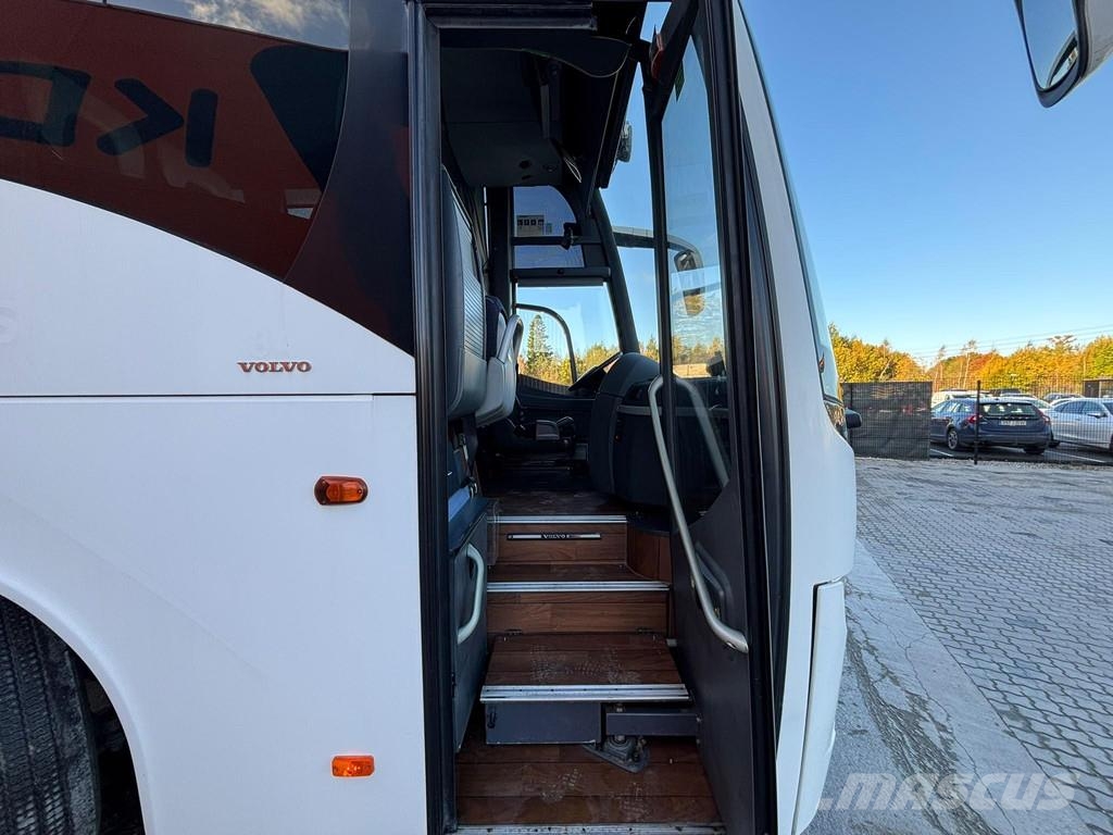 Volvo B11R 9700 HD 6x2*4 59 SEATS / AC / AUXILIARY HEATI 长途公共汽车