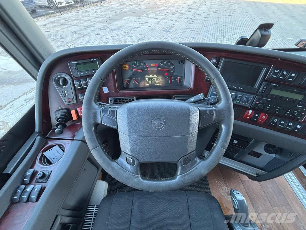 Volvo B11R 9700 HD 6x2*4 59 SEATS / AC / AUXILIARY HEATI 长途公共汽车
