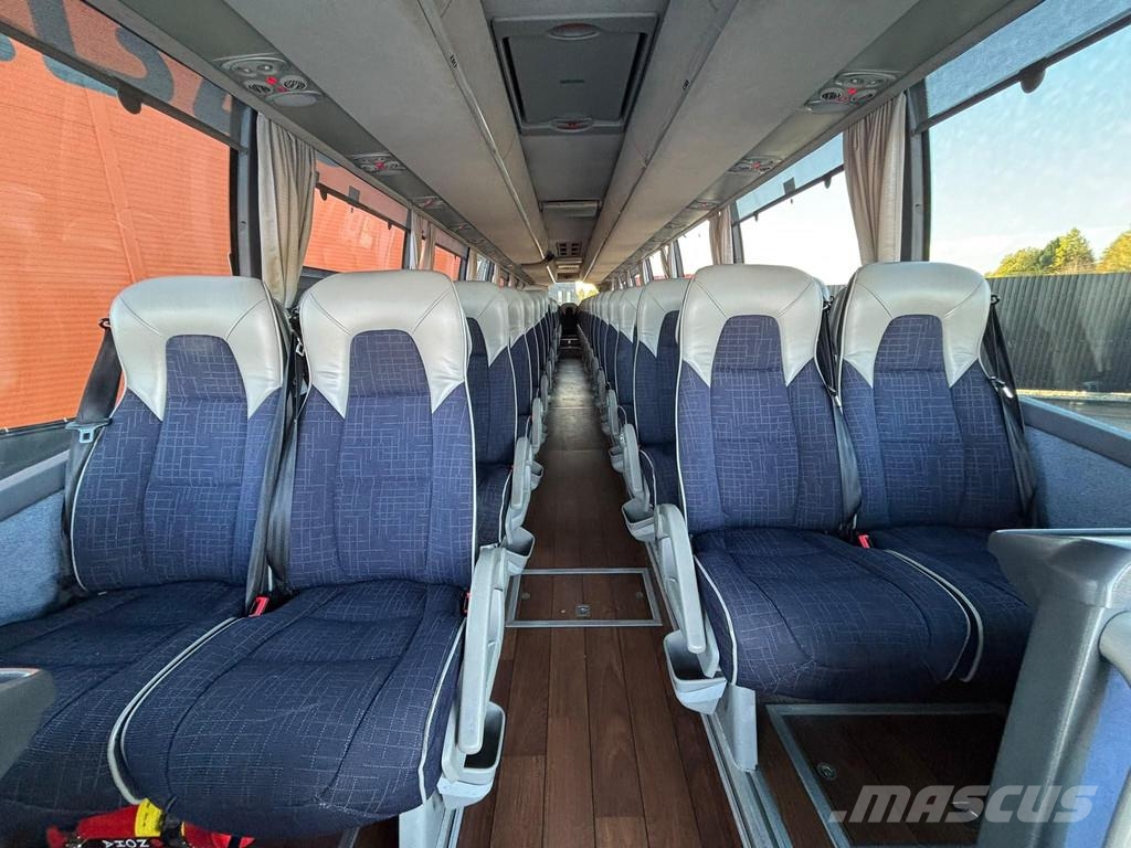 Volvo B11R 9700 HD 6x2*4 59 SEATS / AC / AUXILIARY HEATI 长途公共汽车