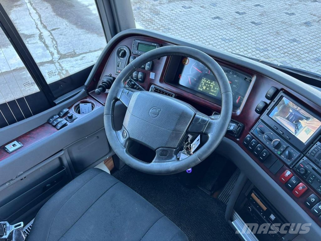 Volvo B11R 9700 HD 6x2*4 59 SEATS / AC / AUXILIARY HEATI 长途公共汽车