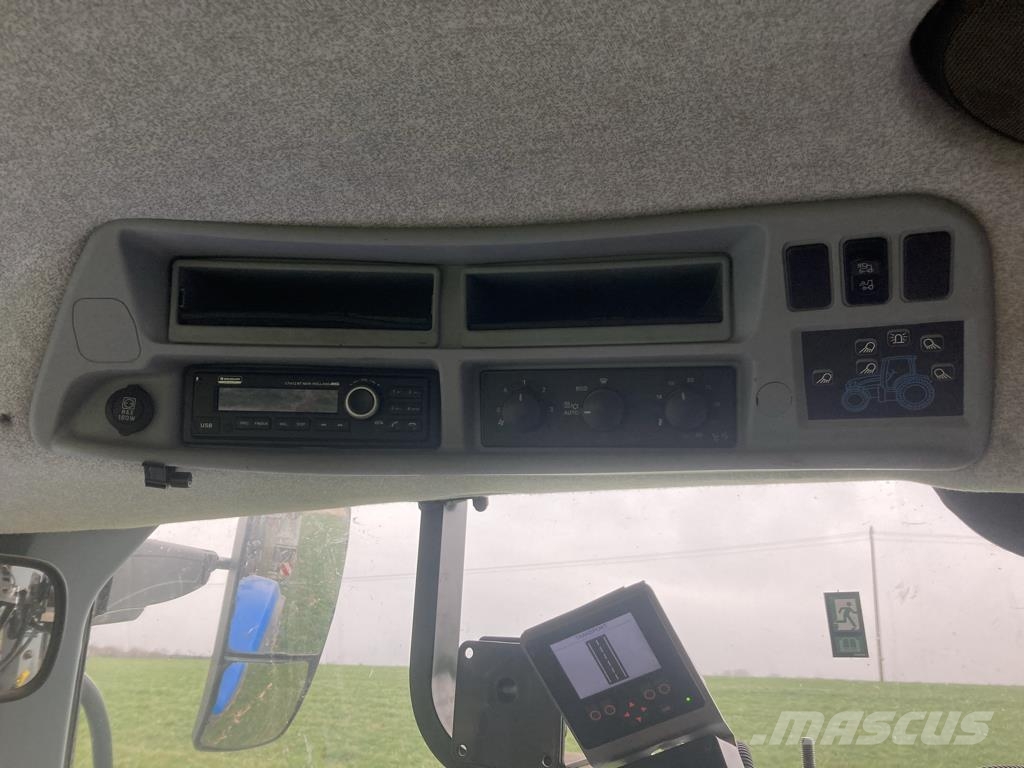 New Holland T7.225 Traktorid