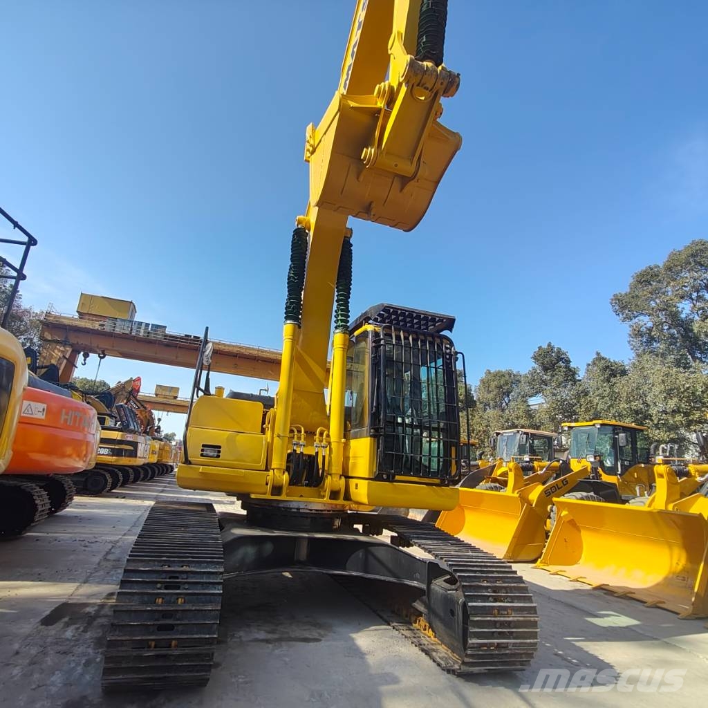 Komatsu PC 220 LC Beltegraver
